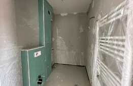 Apartament 3 camere 73.20 mp,  zona strazii Bucuresti /FINISAT