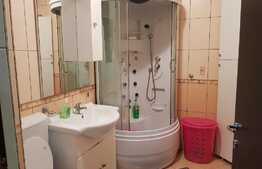 Garsoniera la cheie, etaj 1, parcare cu CF, balcon inchis! Zona strazii Eroilor!