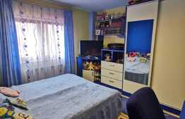 Apartament 3 camere, 75 mp, loc de parcare, zona Kaufland