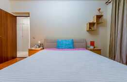 Apartament decomandat, etaj intermediar, expunere sudica, zona Porii