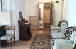 Apartament 3 camere, parcare, 52 mp, zona Sesul de sus