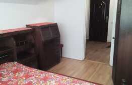 Apartament 3 camere, parcare, 52 mp, zona Sesul de sus