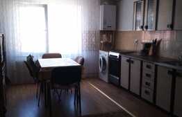 Apartament 3 camere, parcare, 52 mp, zona Sesul de sus