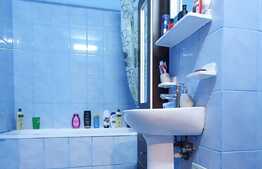 Apartament cu o camera spatioasa, 40 mp, APAHIDA