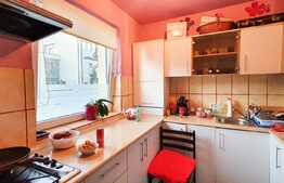 Apartament cu o camera spatioasa, 40 mp, APAHIDA