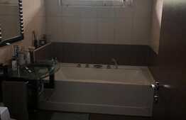 Locatia face diferenta!  4 camere, 136 mp, terasa 44 mp, intermediar, garaj, zona Plopilor