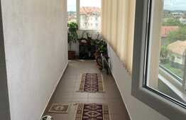 Apartament cu 3 camere, semidecomandat, Apahida zona centrala!