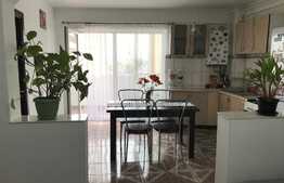 Apartament cu 3 camere, semidecomandat, Apahida zona centrala!