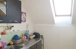 3 camere, 70 mp, semidecomandat, loc de parcare, 2 nivele, zona strazii Eugen Ionesco