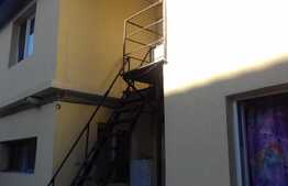 Casa individuala in calcan cu front 12m, 240 mp utili, 600 mp teren, zona de case!