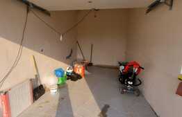 Apartament 1 camera, spatios, garaj, 42 mp., zona Terra