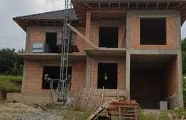 Oportunitate! Casa individuala 170 mp utili, 1100 mp teren, zona Planoarelor, Dezmir