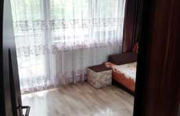 Apartament 3 camere decomandat, 63mp, zona Vivo