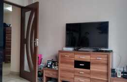 Apartament 3 camere decomandat, 63mp, zona Vivo