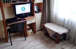 Apartament 3 camere decomandat, 63mp, zona Vivo