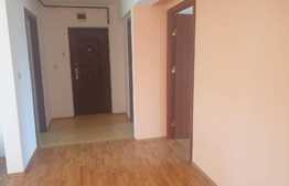 Oportunitate! 3 camere, 54 mp, parcare, zona Subcetate!