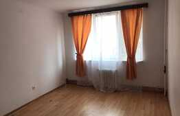 Apartament de vanzare, semicentral, etaj intermediar! 