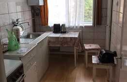 Apartament de vanzare, semicentral, etaj intermediar! 