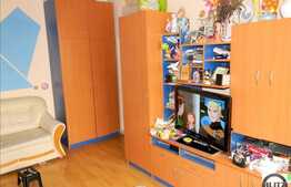 2 camere de vanzare, mobilat partial