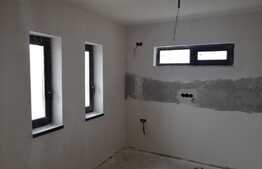 Scadere de pret! Duplex de vanzare, 180 mp utili, 300 mp teren, zona aerisita