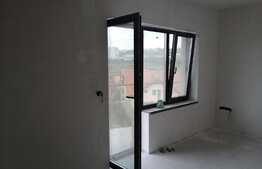 Scadere de pret! Duplex de vanzare, 180 mp utili, 300 mp teren, zona aerisita