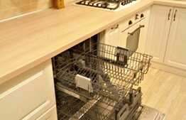 Apartament cu 3 camere, 80 mp, decomandat, mobilat modern, zona Kaufland