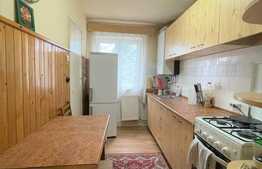 Apartament cu 4 camere decomandat, 80 mp, parcare, zona strazii Negoiu