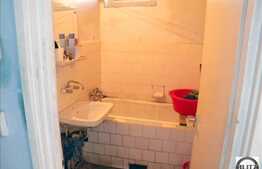 Apartament de vanzare cu 3 camere, 60 mp utili