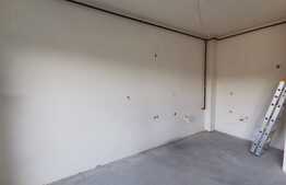 Apartament 1 camera, 43.59 mp, balcon 8.20mp, semifinisat, imobil NOU!