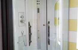 Apartament de vanzare cu 3 camere, 80 mp utili