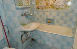 Apartament 3 camere, 77 mp, parcare, decomandat, zona Calea Floresti