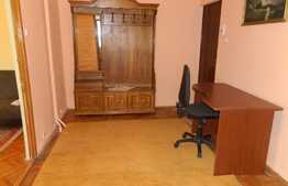 Apartament 3 camere, 77 mp, parcare, decomandat, zona Calea Floresti