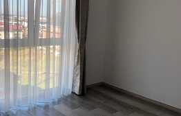 Apartament 3 camere , 70 mp, zona Grand Hotel Italia