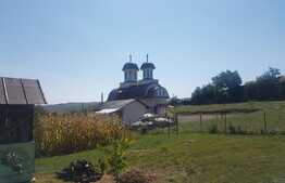 Casa traditionala in Valea Fanatelor cu teren 3700 mp  intravilan + 500 mp arabil