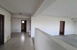 Apartament de vanzare, 91 mp, 3 camere, zona strazii Calea Turzii