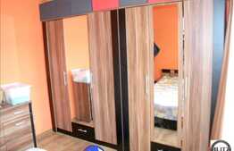 De vanzare apartament cu 3 camere + loc de parcare