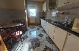 Apartament 4 camere, 2 balcoane, 80 mp, decomandat, zona Expo Transilvania
