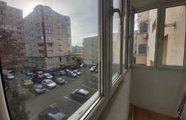 Apartament 4 camere, 2 balcoane, 80 mp, decomandat, zona Expo Transilvania