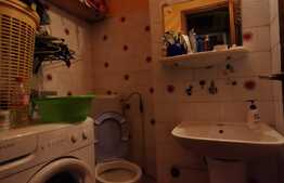 Apartament cu 3 camere decomandat, 70 de mp, 2 locuri de parcare, zona UMF