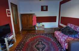 Apartament cu 3 camere decomandat, 70 de mp, 2 locuri de parcare, zona UMF