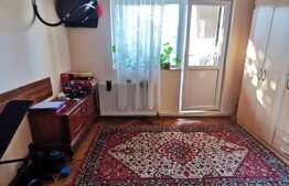 Apartament cu 3 camere decomandat, 70 de mp, 2 locuri de parcare, zona UMF