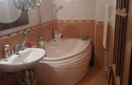 Apartament 3 camere decomandate, 106 mp, zona strazii Plopilor