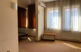 Cladire individuala, 1000 mp, ideala pentru sediu administrativ/clinica