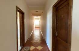 Cladire individuala, 1000 mp, ideala pentru sediu administrativ/clinica