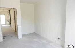 Apartament semifinisat cu 3 camere la 2 minute de Piata Mihai Viteazul