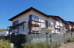 Casa unifamiliala cuplata, 120 mp utili, teren 220 mp, Dezmir