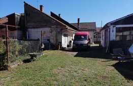 Casa de vanzare, 115 mp utili, 702 mp teren, zona Iris 