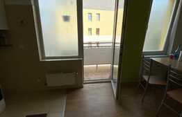 Apartament cu 3 camere, renovabil, 53mp,  parcare, zona Terra
