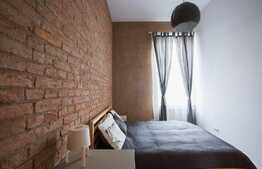 Apartament de 3 camere, 80 mp, lux,  zona P-ta Muzeului