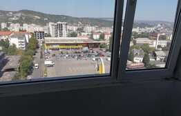 Apartament 3 camere, 86 mp, AC, zona Calea Floresti